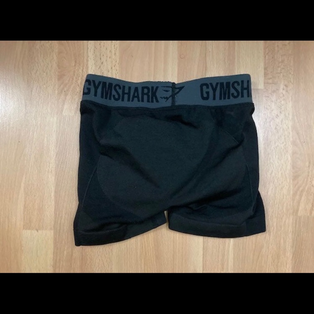 Gymshark Flex Short Size: X-Small Color: Black - … - image 4